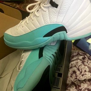 Air Jordan 12 Light Aqua size 7y